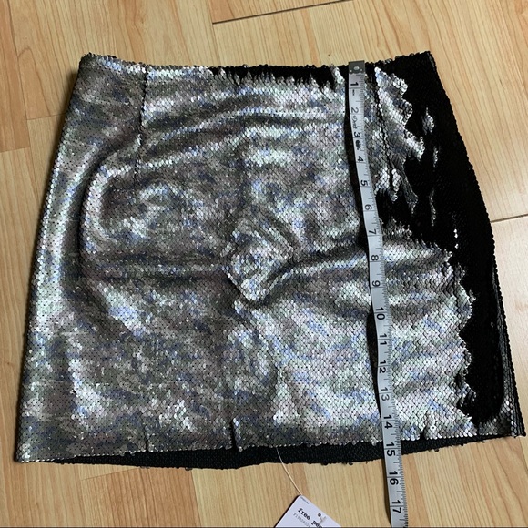 NWT Free People Size 2 Camo Sequin Mini Skirt Black Silver - Picture 8 of 10